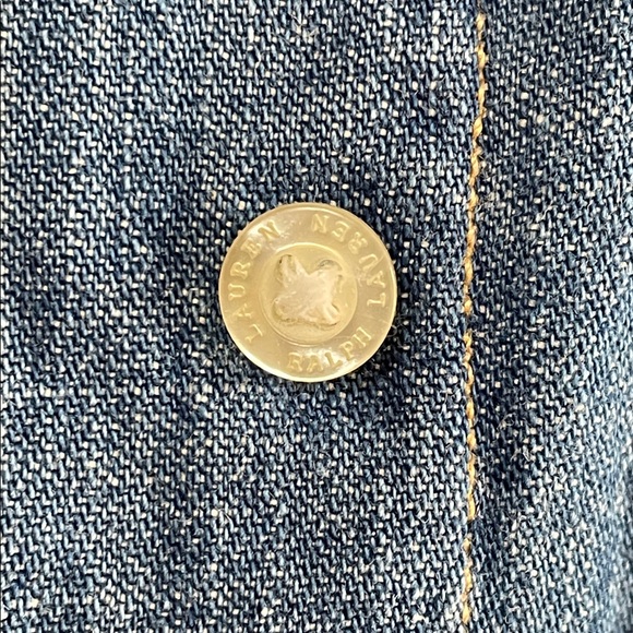 Lauren Ralph Lauren Relaxed Fit Denim Button-Up Shirt size XL button shoulder - Picture 12 of 12